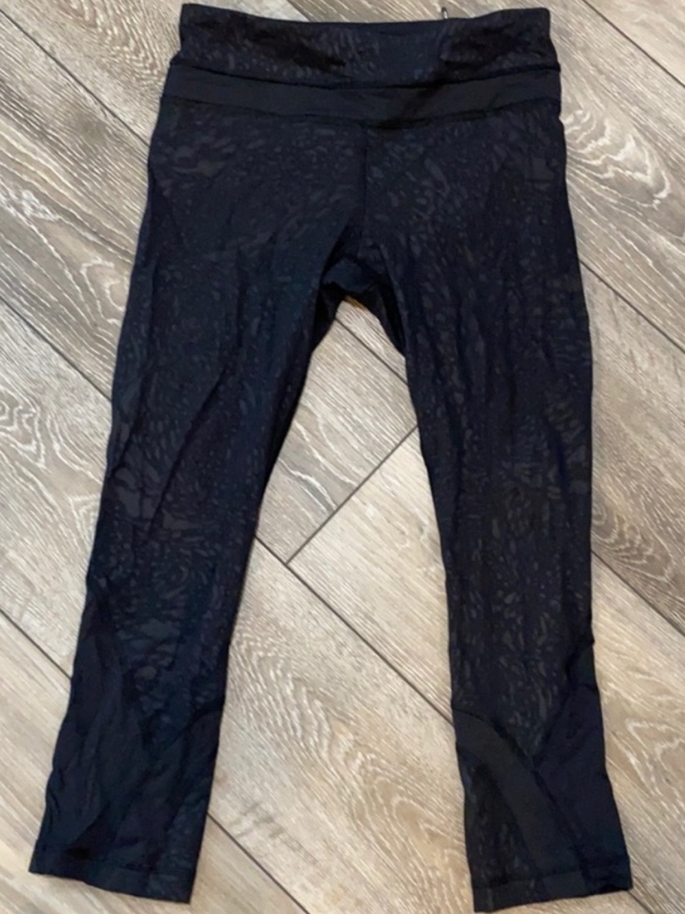 Lululemon Black Capri Leggings - Animal
print